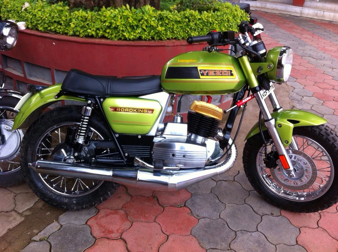 Twisted Throttle Bikes Yezdi Roadking Green Color