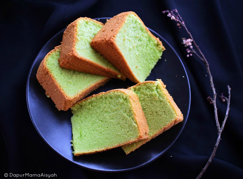 Pandan Sponge Cake yang Lembut dan Lembuuut..meski tanpa emulsifier