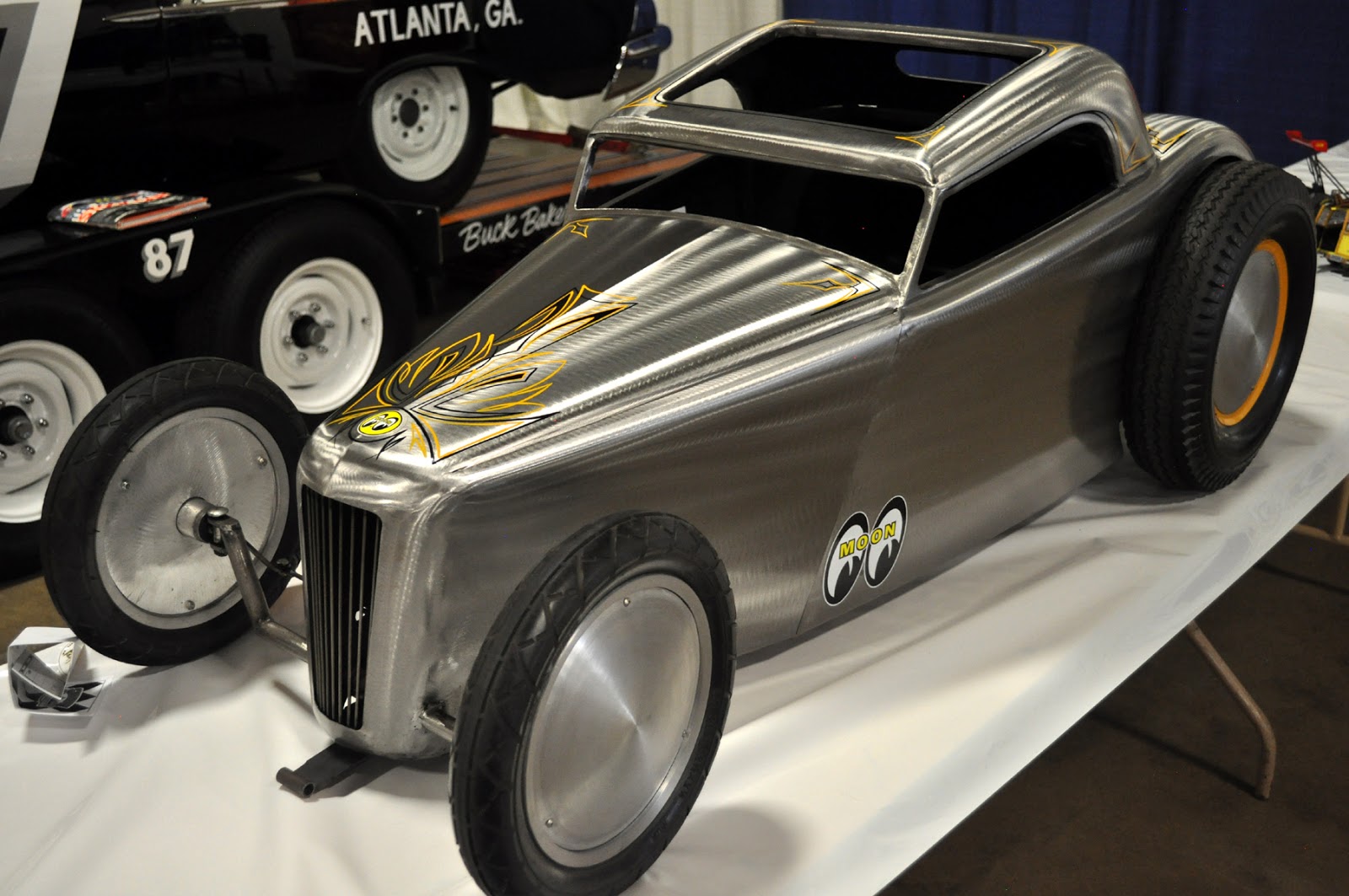 DSC_0168.JPG 1,600×1,063 pixels | Vintage pedal cars, Pedal cars, Toy