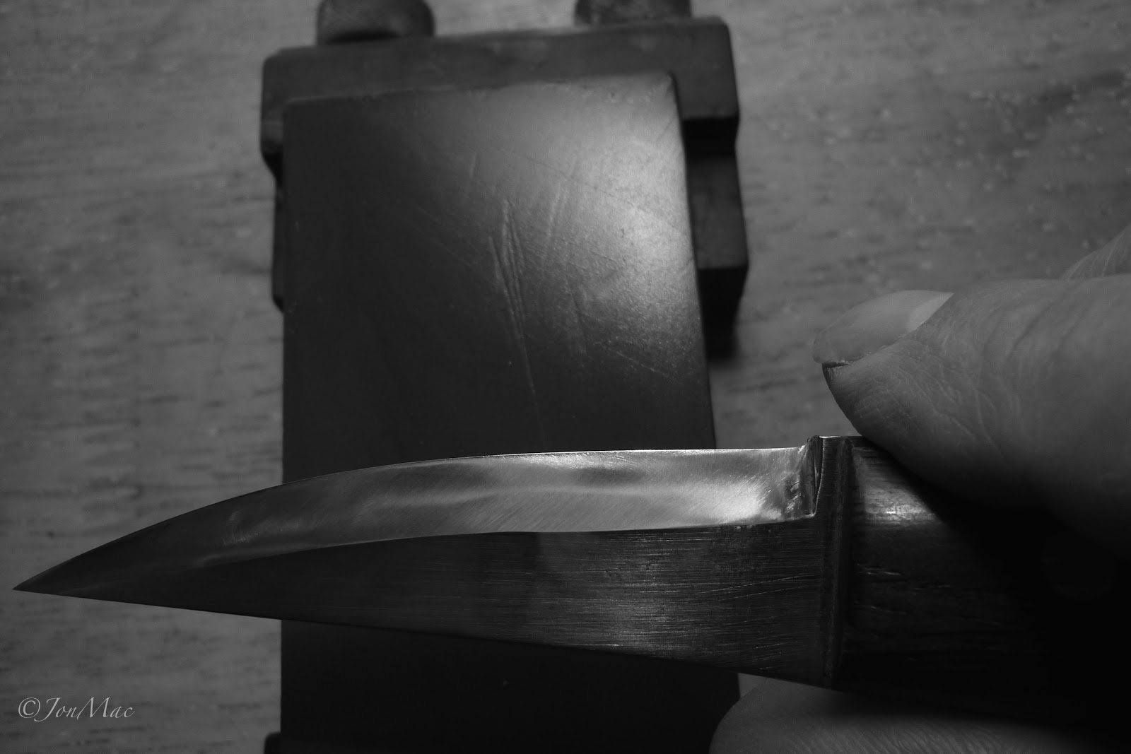 Jon Mac.Spoon Carving First Steps Sharp spoon carving knife.