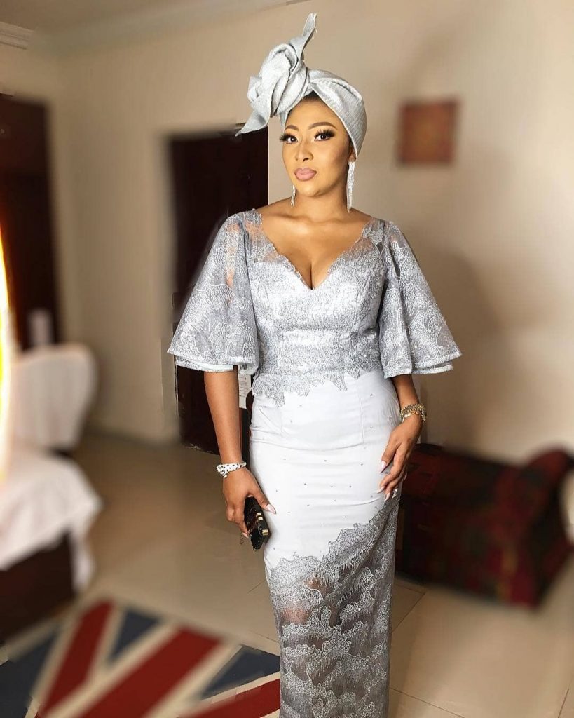 Ladies Zone: Style Slayers Get in Here! Checkout These Trendy EbFabLook Aso-Ebi Styles