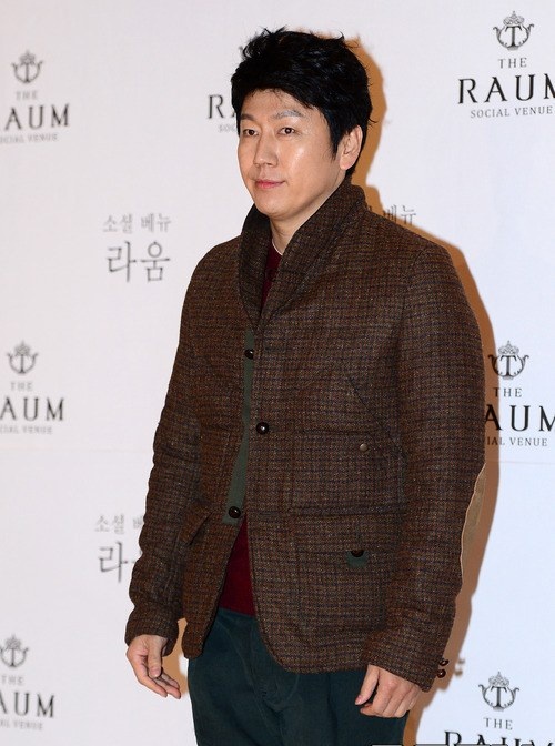 Kim Soo Ro suffers a shoulder injury | Daily K Pop News