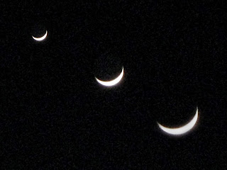 crescent moon romantic poem by saurabh chawla