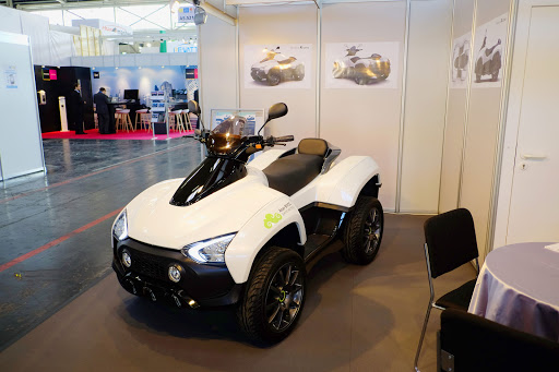 宏碁推「X Terran」智慧車，進軍車聯網！