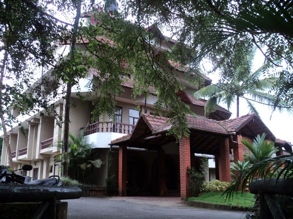 Best Hotel in Wayanad Feel the Monsoon Carnival in Greengates Hotel
