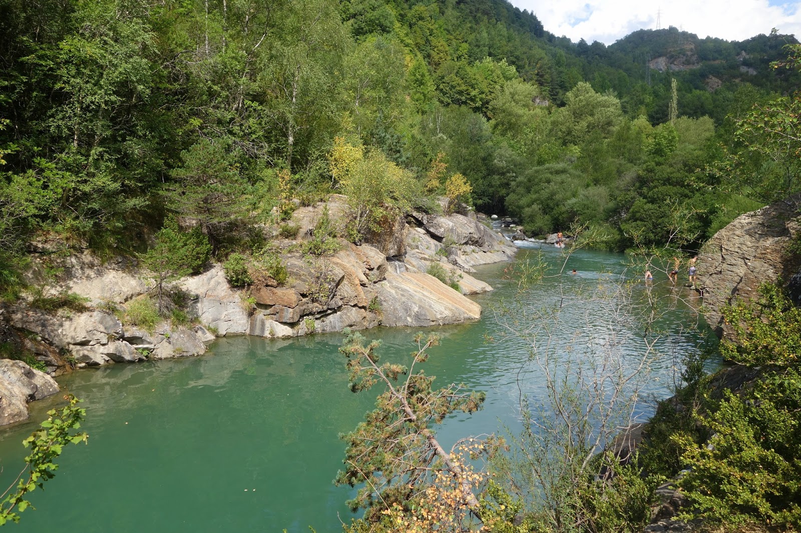 Una huella en la nieve Circular por Santa Elena y Polituara