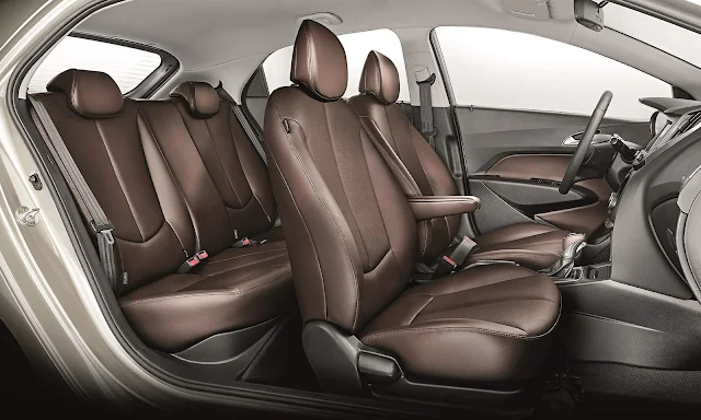 Hyundai HB20 2016 - espaço interno