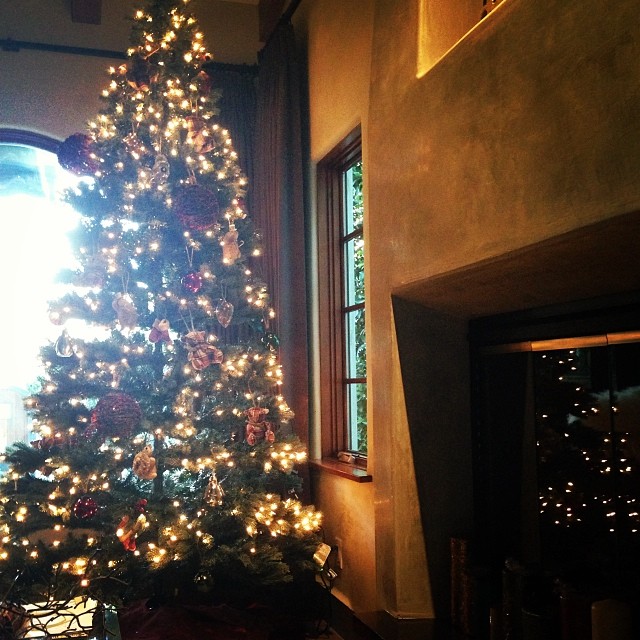 The Best Of Celebrity Christmas Trees @ashleytisdale - Cool Chic Style Fashion