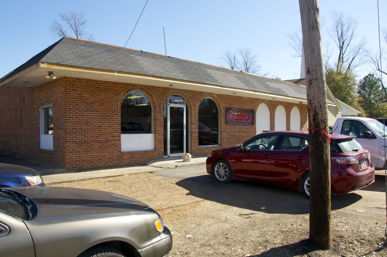 Suzassippi's Lottabusha County Chronicles J and W Smokehouse, Mound Bayou