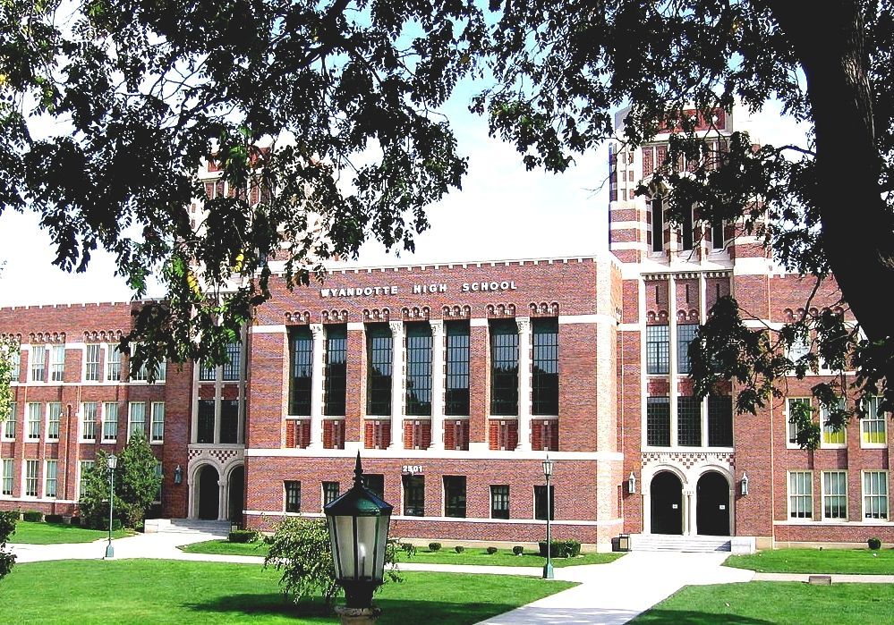 Wyandotte High School Kansas City Kansas Public Schools Usd 500