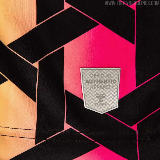 Outstanding Hummel Bristol City 20-21 Goalkeeper Kits Released - Inspired by Iconic 1992 Denmark ...