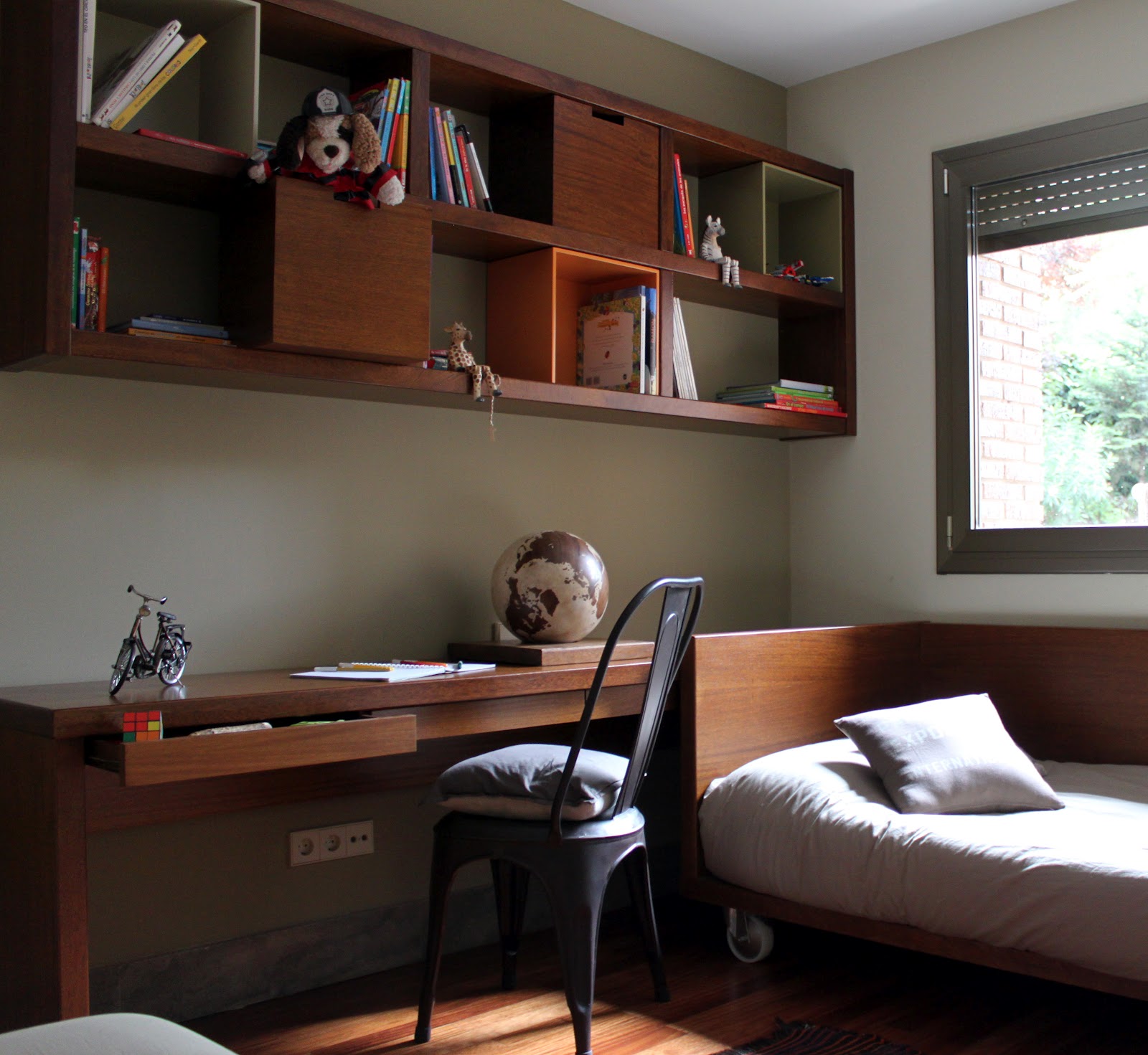 OTRO GALLO CANTARIA: Un dormitorio para dos