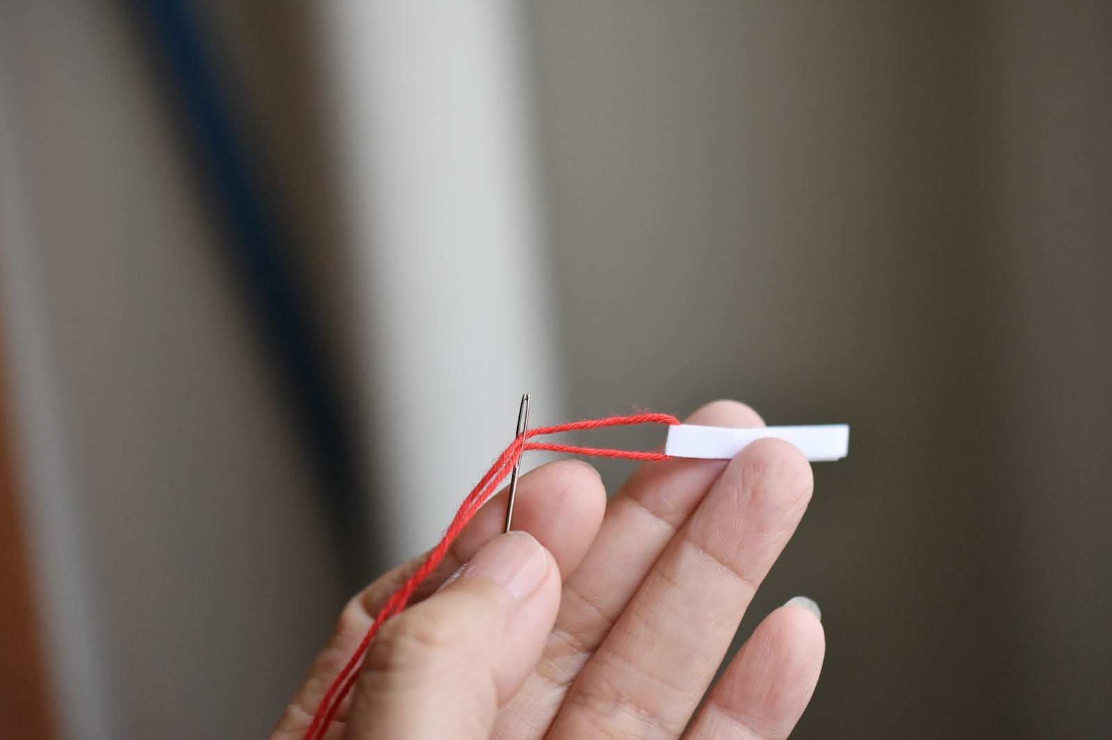 Threading a needle Projects by Jane