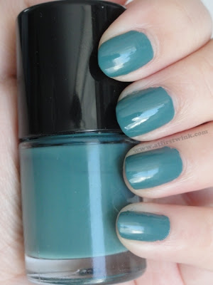 Tony Moly nail polish TR05 - Sad green