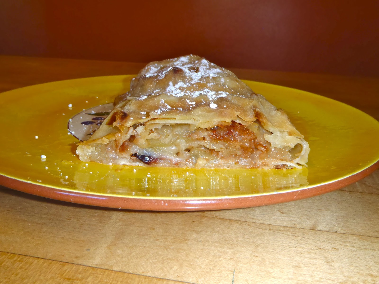 Slovenian Roots Quest: Apple Cranberry Strudel: My First Time