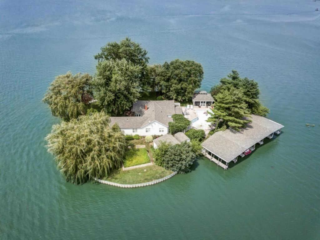 Sweet House Dreams 1900 Buckeye Lake Private Island Home in