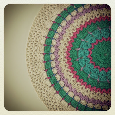 ByHaafner, crochet, round, doily, pastel