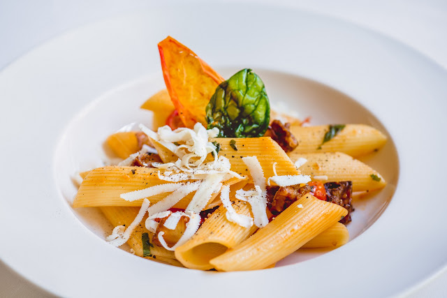 Învață secretele bucătăriei italiene de la chefi cu renume internațional