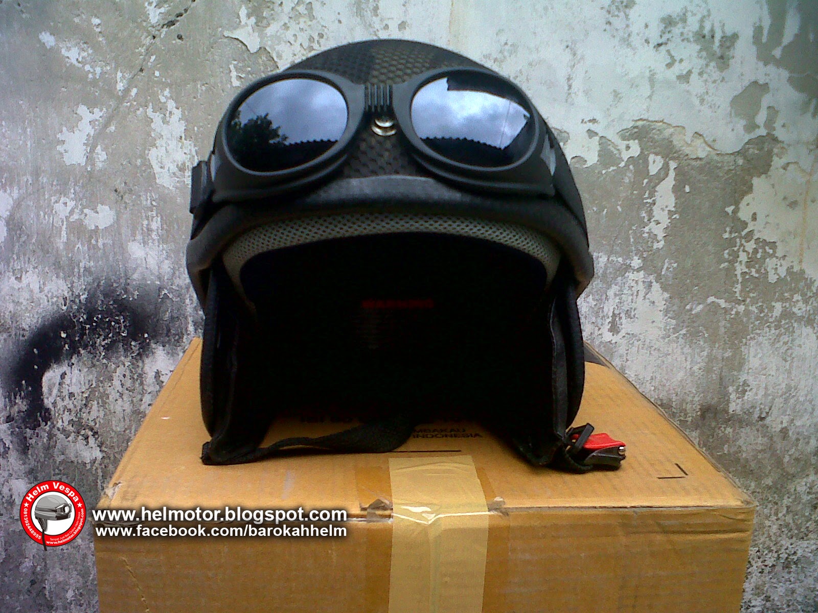 Helm 75 Army Black ~ Helm Vespa