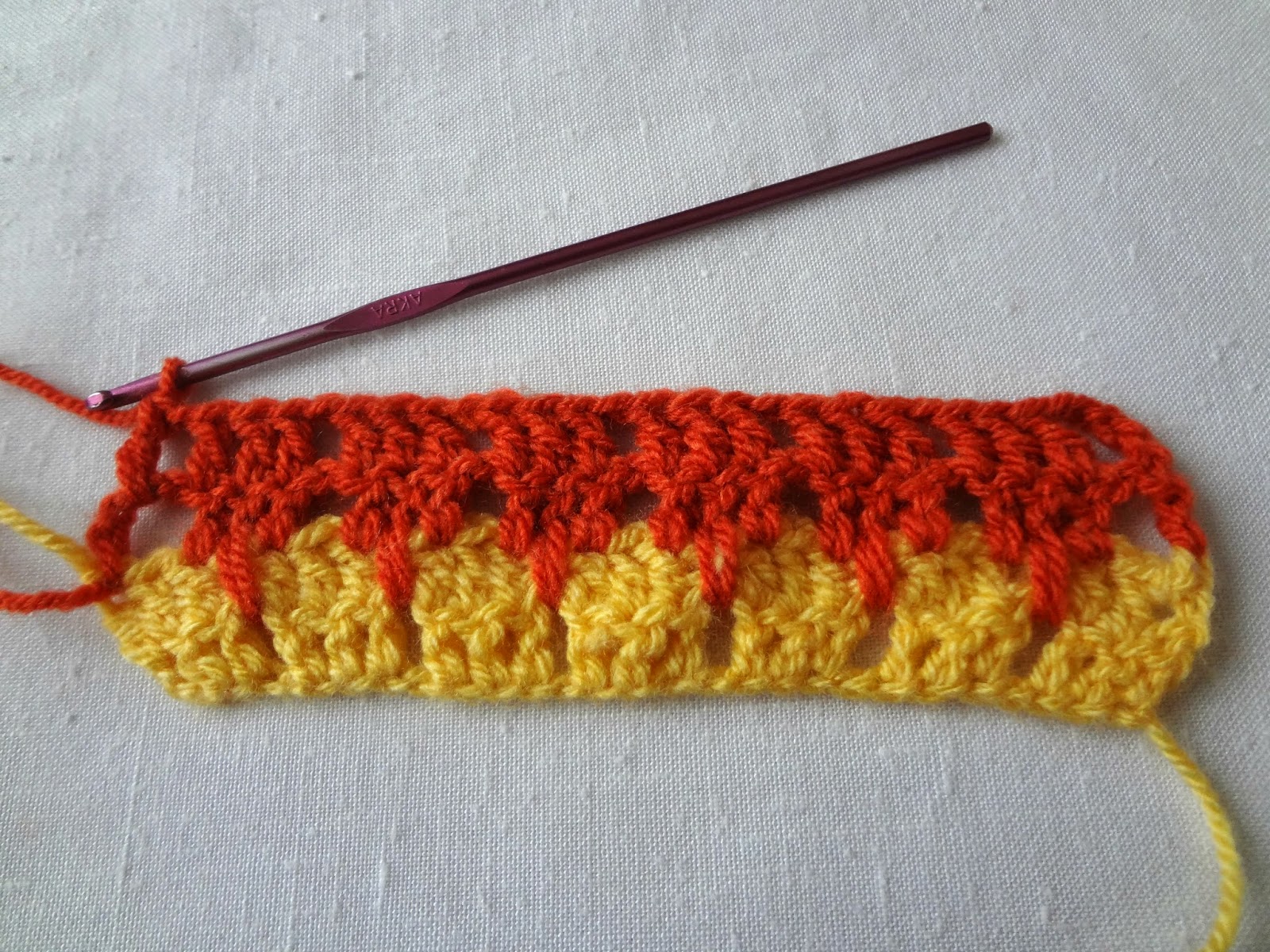 Little Treasures: Larksfoot Crochet Stitch Pattern (or the Icicle