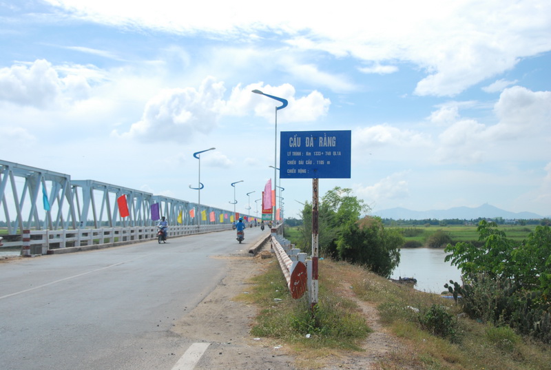 Cây cầu Đà Rằng ở Phú Yên