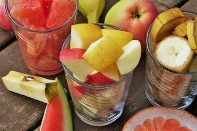 manfaat-salad-buah-bagi-kesehatan,www.healthnote25.com