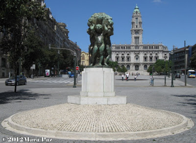 Liberty Square, Porto