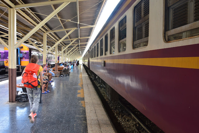 Train vers Ayutthaya