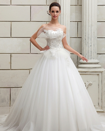 http://www.pickeddresses.com/tulle-satin-ball-gown-sweetheart-court-train-appliques-wedding-dresses-p918.html