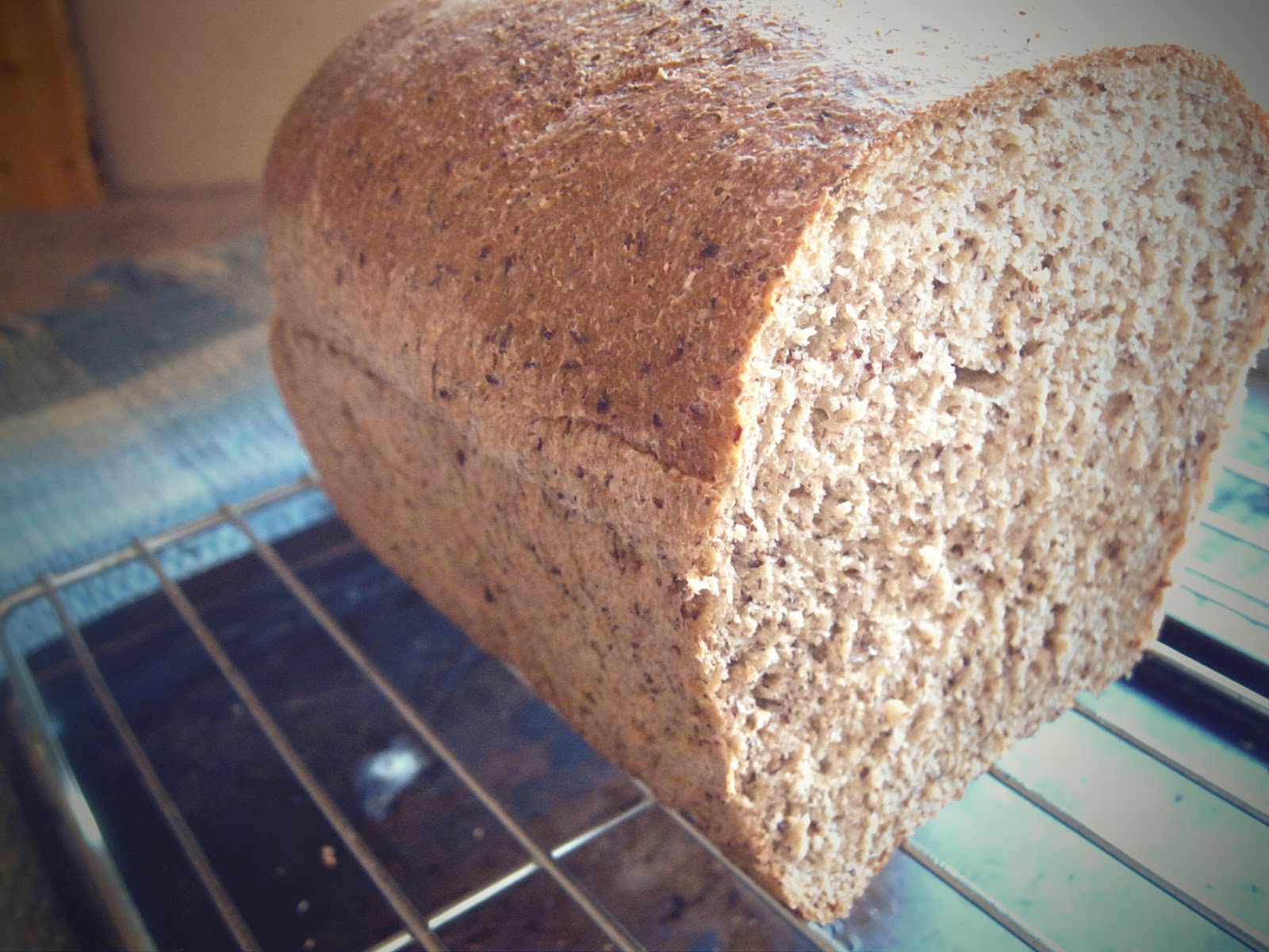Delicious Morsels [recipe] whole wheat flax bread