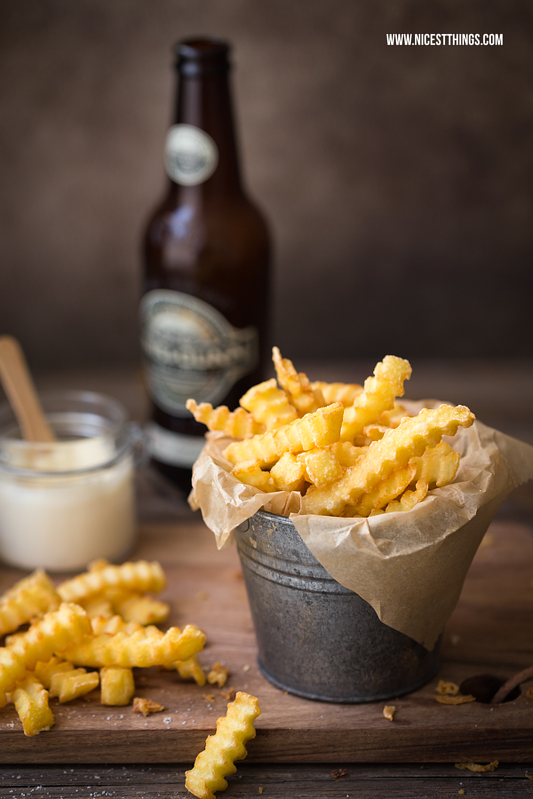 Riffelpommes, Pommes mit Wellenschnitt, Wave Cut Fries Photography