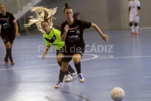 El Cádiz Femenino vence 3-1 al Atlético Torcal
