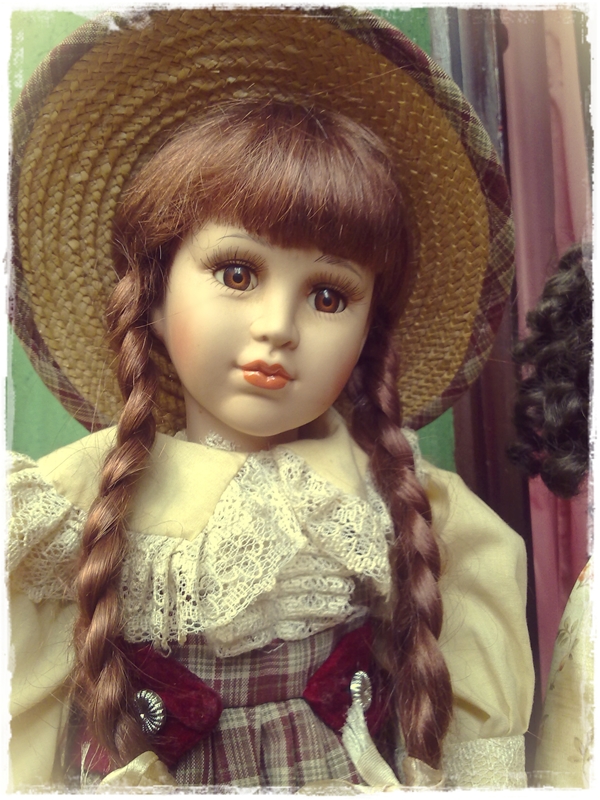 Idda van Munster: Welcome to my house of porcelain dolls.