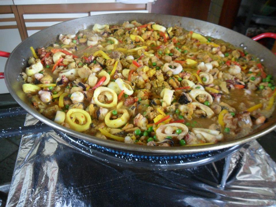 Paellas em sua casa by Juan Alves Paella Árabe e Marinheira festa 50