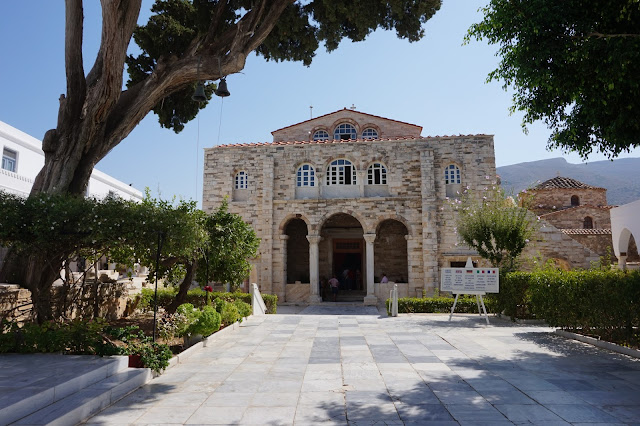 Parikia - Cathédrale Panagia Ekatontapiliani