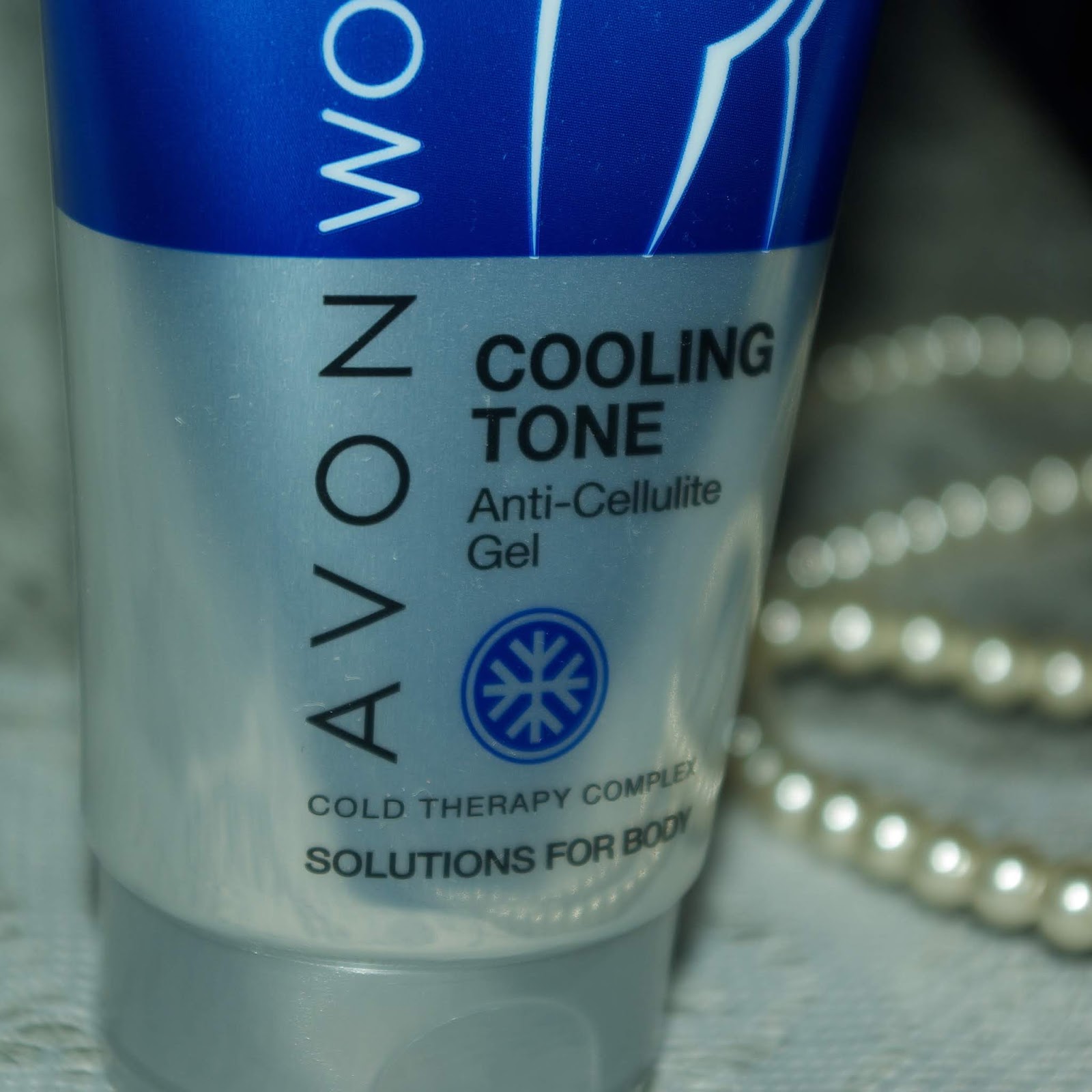 Lucciola [Beauty] Avon Works Cooling Tone AntiCellulite Gel