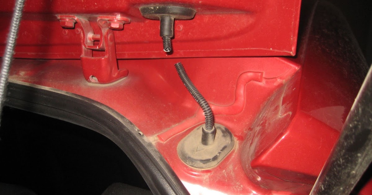 Top Problems of Peugeot 208 REAR WASHER PIPE BREAKAGE