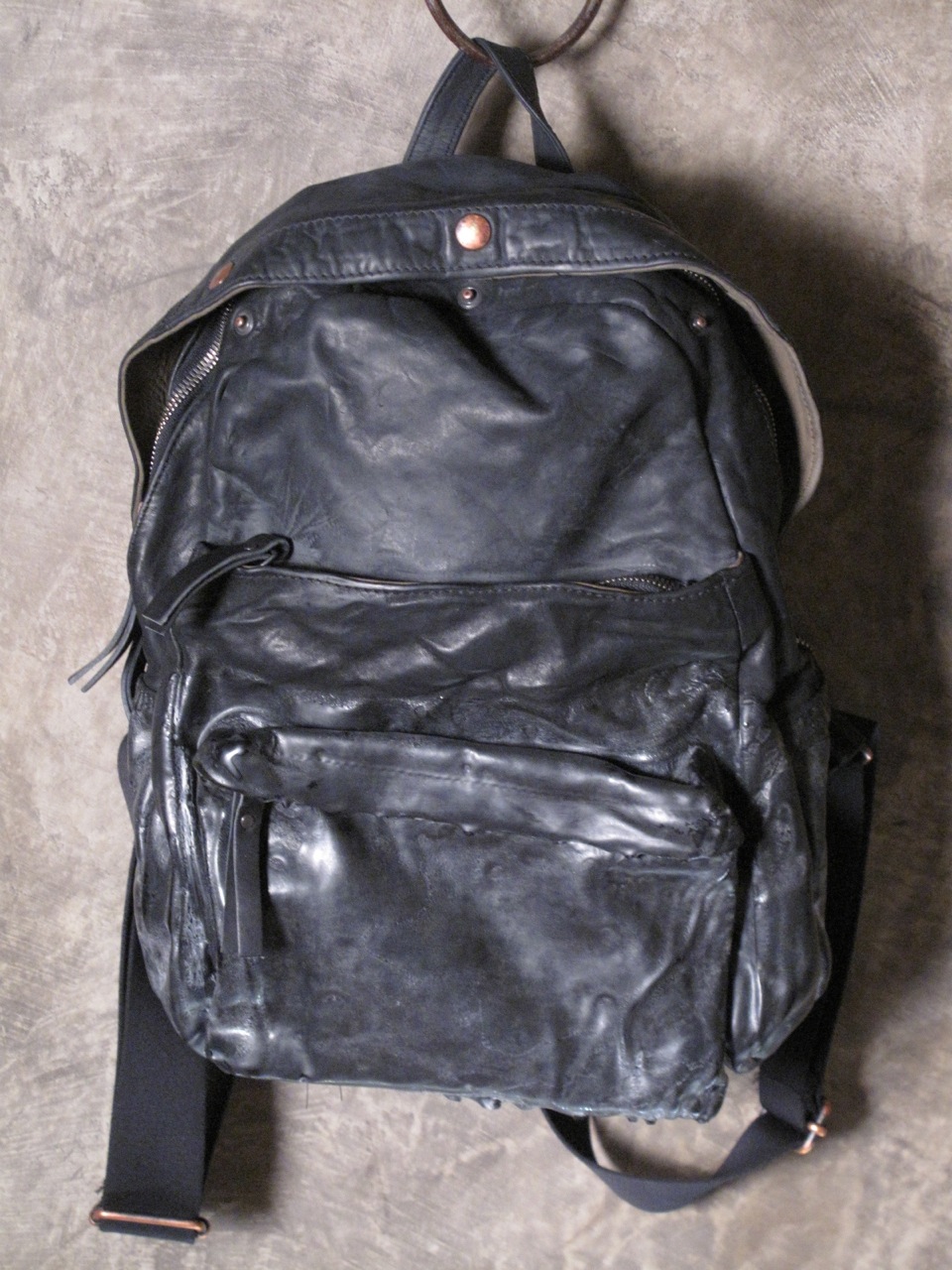 o:X.s FW 12-13 RUBBER DIPPED BACKPACK