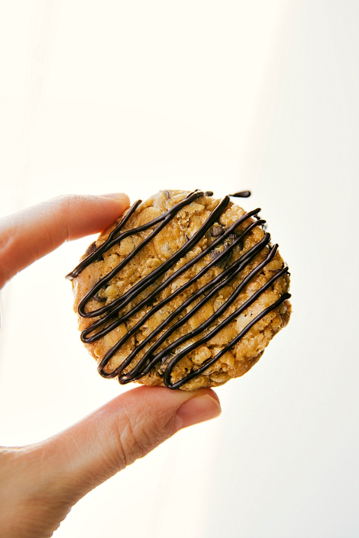 no bake breakfast cookie plus 30 Real Food Gluten Free Recipes to Fuel Your Next Run or Workout! Natural energy to fuel you for a run or even sustain you after!