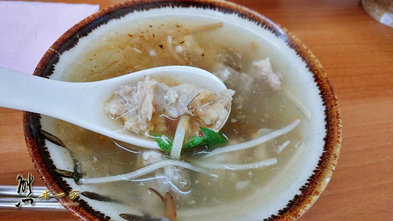 台北大學平價美食|花媽小吃
