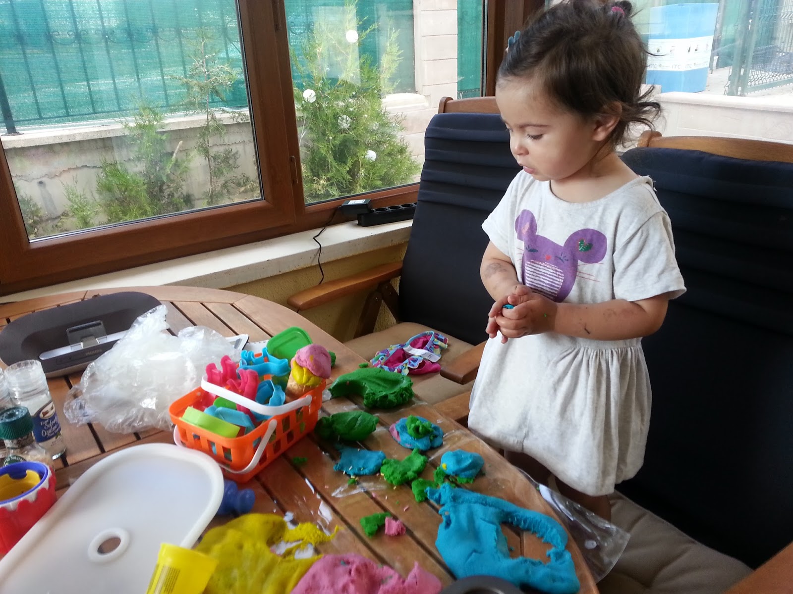 ECE�nin Keşif Günlüğü ev yapımı oyun hamuru