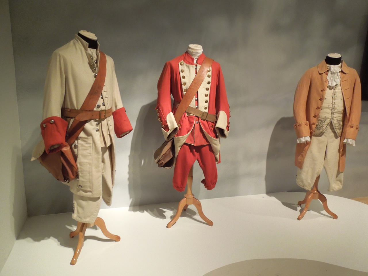 Hollywood Movie Costumes and Props Military costumes from Barry Lyndon