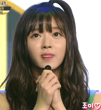 골든탬버린 나와서 남심 탈탈터는 오마이걸 유아.gif | 인스티즈