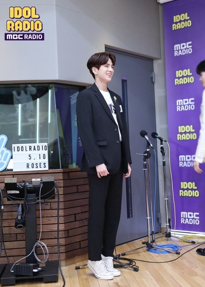 좌 187 우 184의 압박을 받은 남돌의 반응ㅋㅋㅋㅋ | 인스티즈