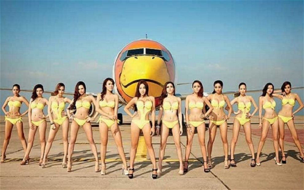 http://3.bp.blogspot.com/-78BlEpPahts/UdaGmswBUWI/AAAAAAAAAPI/52v4sQuqzT0/s990/Nok-Air-bikini-calendar-2013.jpg