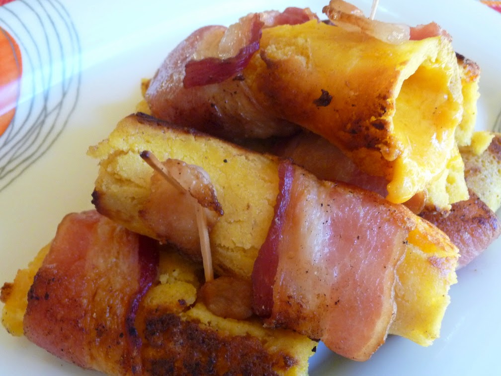 BACONWRAPPED GRILLED CHEESE ROLLUPS