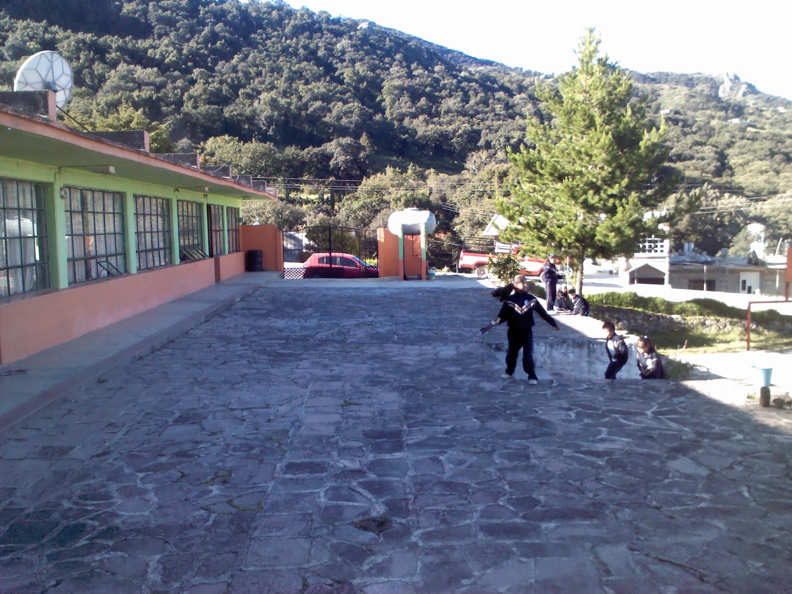 FRAY FRANCISCO EL ARENAL HIDALGO MAESTRA. MARTHA MIRANDA ESCUELA