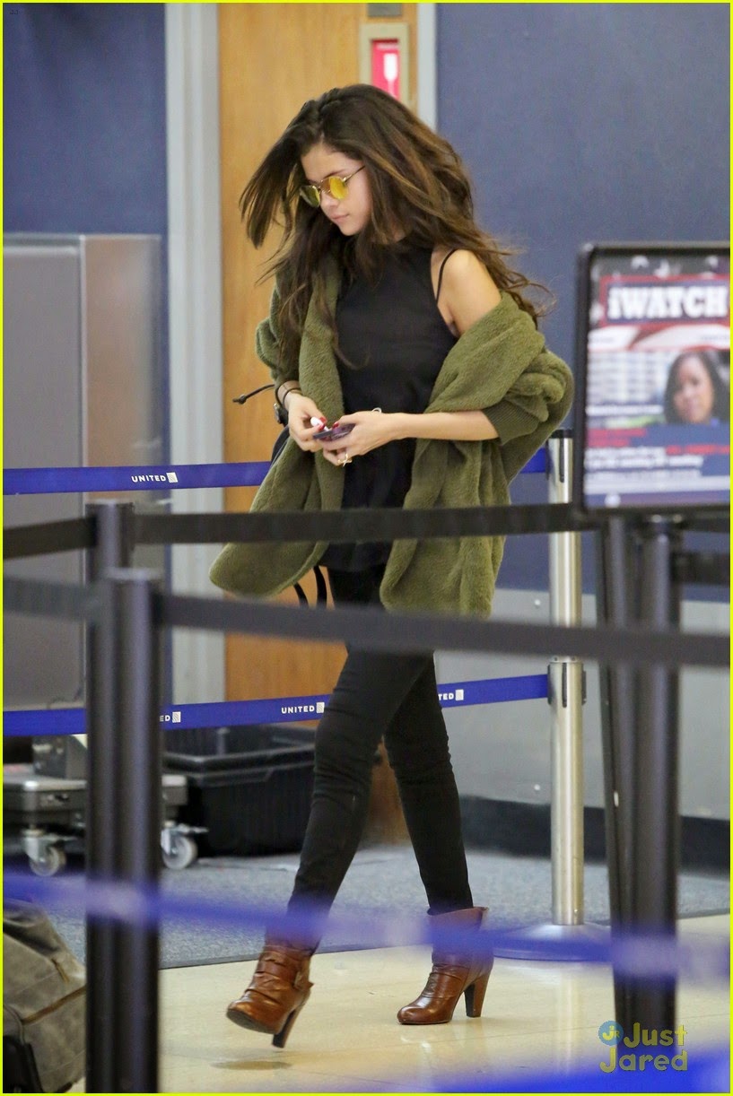 Celeb Diary: Selena Gomez arrives on a flight at LAX Airport