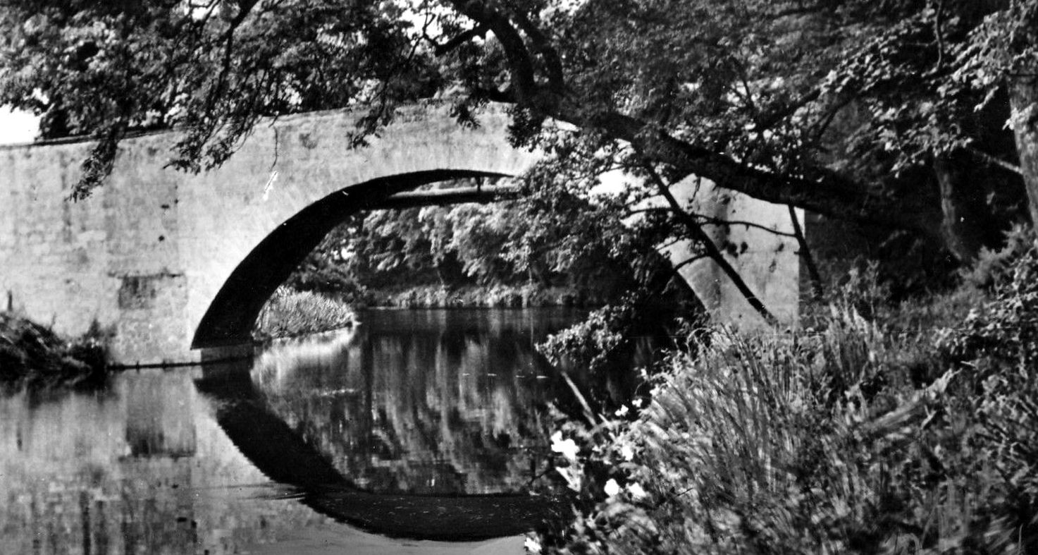 Tour Scotland: Old Photograph Bow Bridge ElginScotland