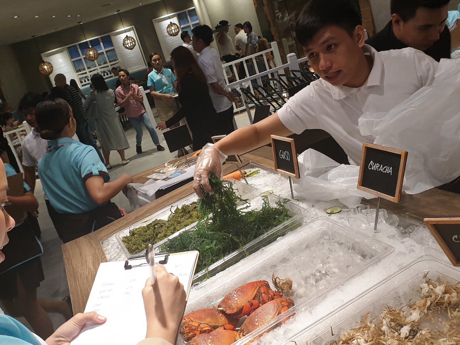 Cebu’s Finest Seafood Restaurant Is Finally Here In Manila! Erica YuB